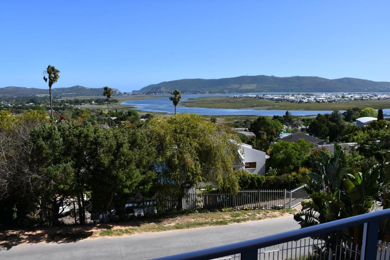 Friendz Guesthouse Knysna Buitenkant foto